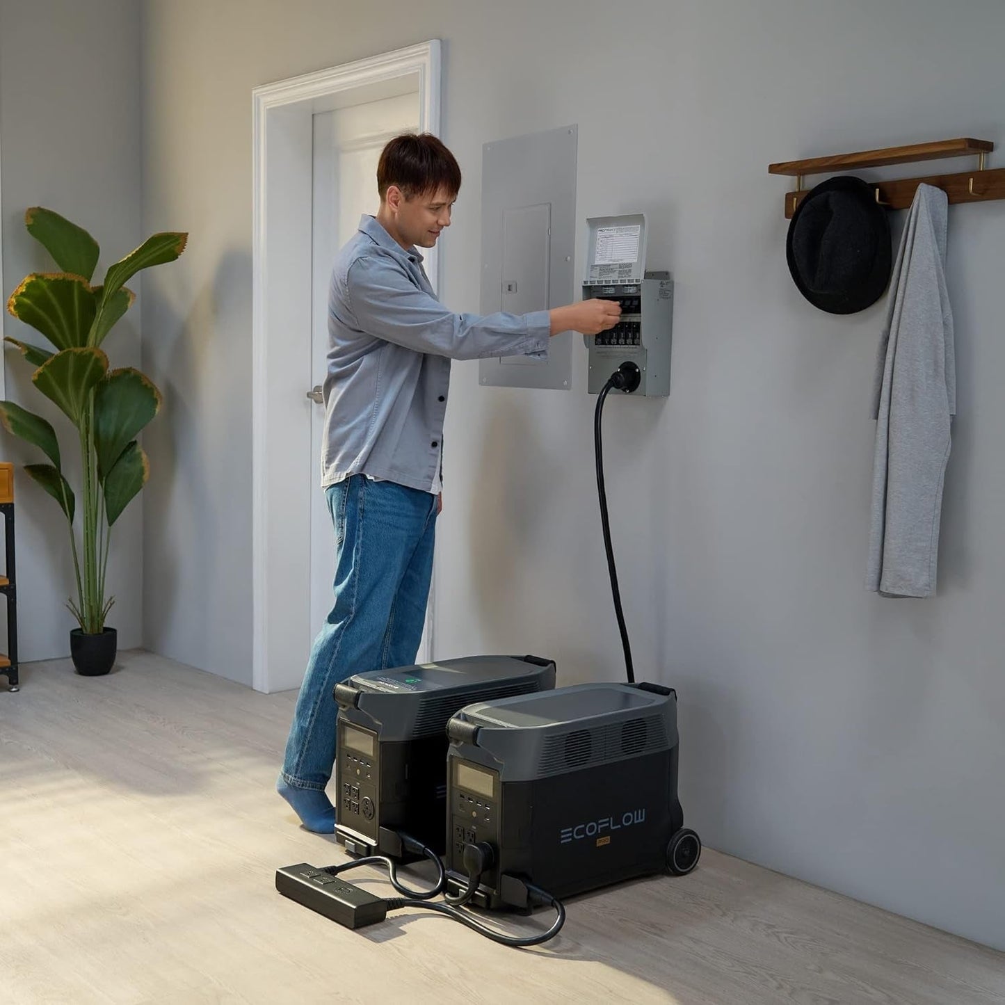 240V/7200Wh, 7200W Home Battery Backup Kit: 2 DELTA Pro with Double Voltage Hub with Transfer Switch, Lifepo4 Power Station, Electricity Generator for Home Use, Blackout, Emergency